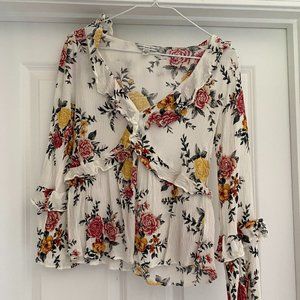 American Eagle floral ruffled top, M